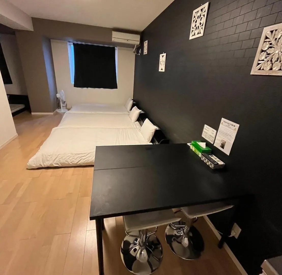 ゲストハウス大国町駅前 Osaca Apartamento