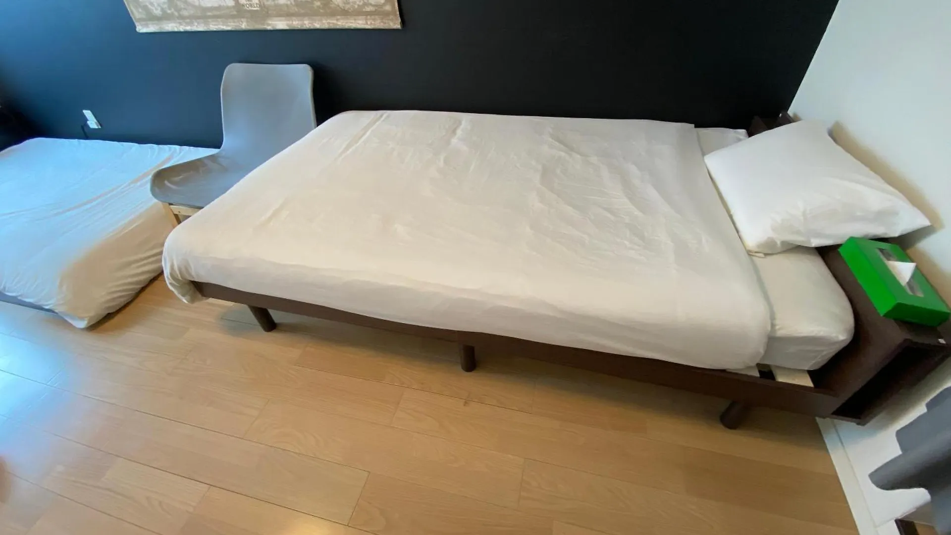 ゲストハウス大国町駅前 Osaka Apartment